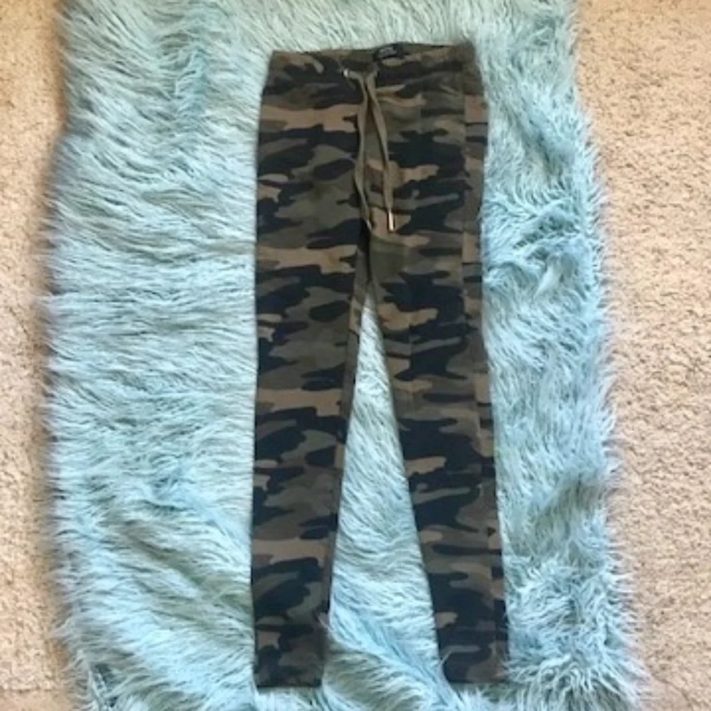 Bershka camo joggers